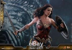 HOT TOYS DC COMICS JUSTICE LEAGUE Wonder Woman GAL GADOT DELUXE 1/6 ROBE MMS451