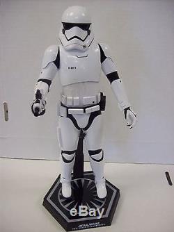Hot Toys Star Wars First Order Stormtrooper 16 MMS317