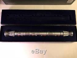 Master Replicas Star Wars Darth Maul Lightsaber Full Scale with display stand