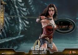 READY HOT TOYS DC COMICS JUSTICE LEAGUE Wonder Woman GAL GADOT DELUXE MMS451