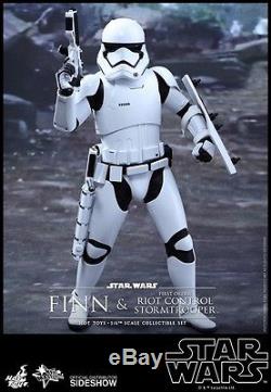 STAR WARS Hot Toys FINN FIRST ORDER RIOT CONTROL STORMTROOPER MMS 346 1/6 SCALE