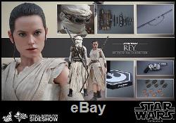 STAR WARS THE FORCE AWAKENS REY 1/6 FIGURE HOT TOYS SIDESHOW withlightsaber