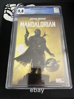 STAR WARS THE MANDALORIAN #1 CLAYTON CRAIN EXCLUSIVE 9.8 X2 Lot Vigrin + TD