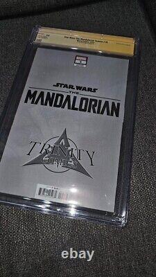 STAR WARS THE MANDALORIAN #5 CGC SS signed by Rosario Dawson B&W VIRGIN LTD. 700