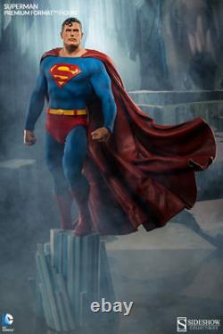 Sideshow Exclusive Superman Premium Format Figure DC Comics Statue