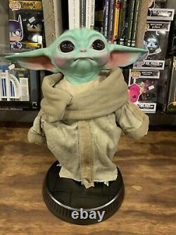 Sideshow / The Child Grogu (life-size) Baby Yoda / The Mandalorian Figure Statue