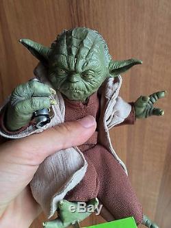 Sideshow Yoda and Clone Trooper Premium Format MINT statue Star Wars
