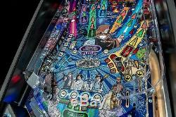 Star Wars PRO Pinball Machine by Stern! Comic-book Artwork Edition