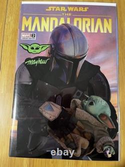 Star Wars The Mandalorian #2 Mike Mayhew Variant NM Signed withCOA Grogu Star Wars The Mandalorian #2 Mike Mayhew Variant NM Signed withCOA Grogu
