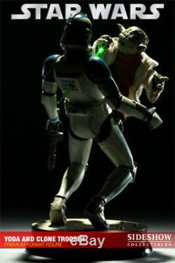 Yoda And Clone Trooper Premium Format Sideshow Star Wars 1/4 statue replica